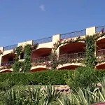 Ξενοδοχείο με διαμερίσματα Chrysalis Bay