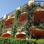 Chrysalis Bay Πόρτο Τσέρβο