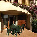 Chrysalis Bay Ξενοδοχείο με διαμερίσματα Πόρτο Τσέρβο