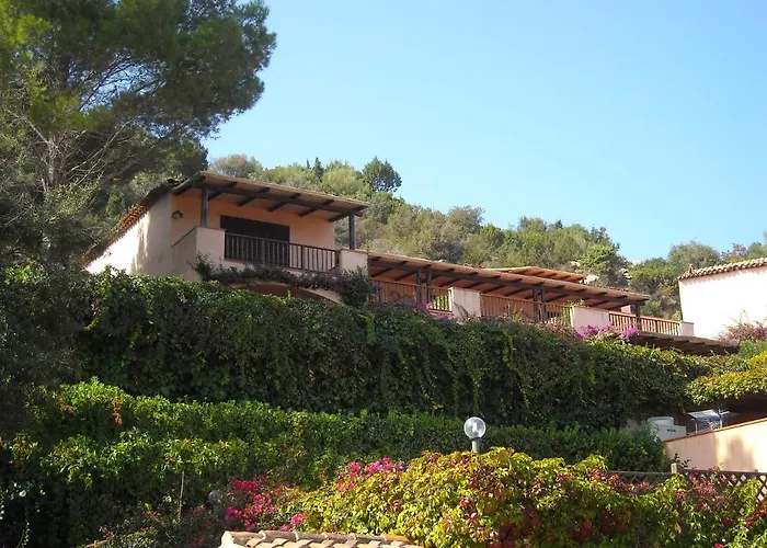 Chrysalis Bay Apartmanhotel