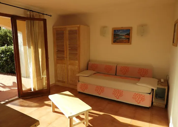 Chrysalis Bay Apartmanhotel 3*